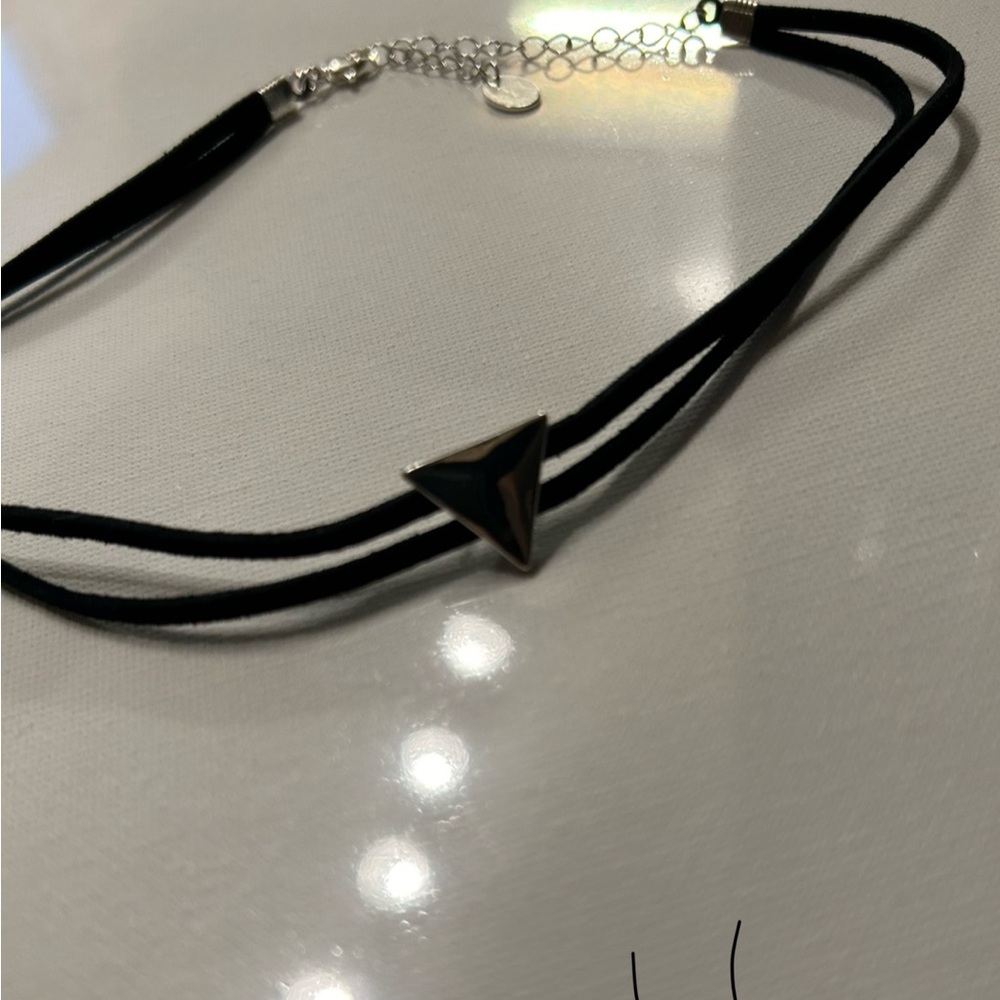 black choker